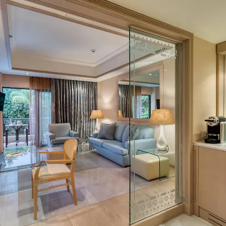 أجنحة وسبا رودس بارك فندق Rhodes City